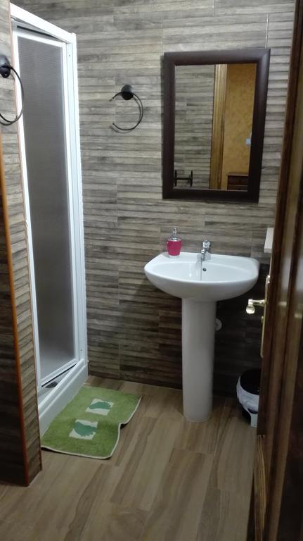 מלון Montearagon Hostal La Aldaba מראה חיצוני תמונה